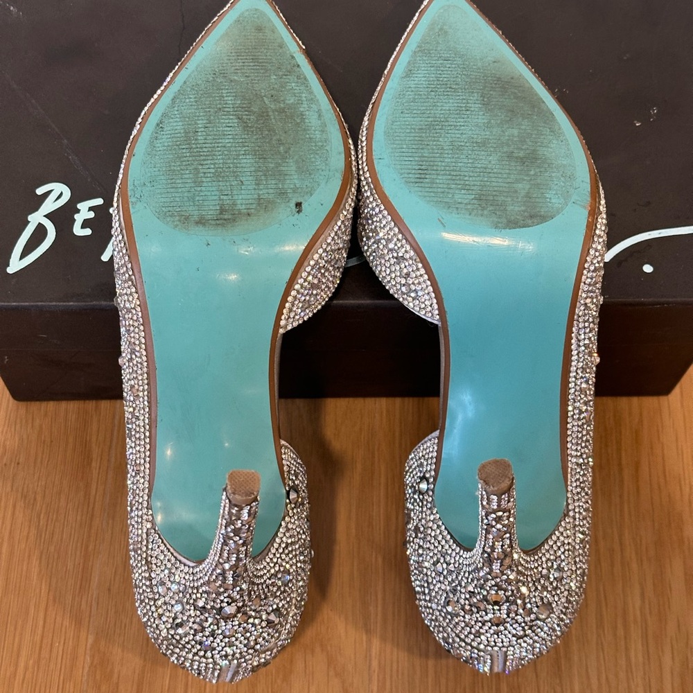 Betsy Johnson Silver High Heels stiletto Pumps Hazel - Picture 5 of 5